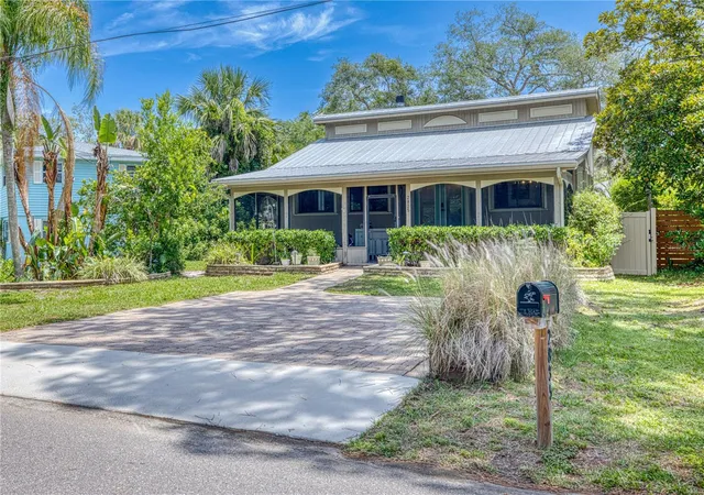 Homes for sale in New Smyrna Beach, FL | 2835 Sunset Dr, New Smyrna Beach, FL 32168 | MLS# NS1088338