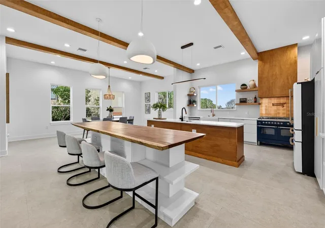 4th image of 3221 Gulf Blvd, Belleair Beach, FL 33786 | MLS# TB8512574