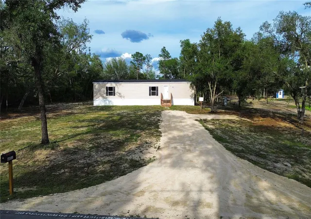 Photo 21 of Manufactured home for sale at 8851 NE 105th Avenue, BRONSON, FL 32621 | MLS# GC540668 | Listing updated on 2026-09-15