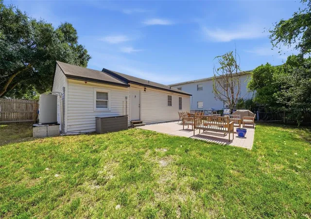 Homes for sale in Tampa, FL | 3715 Ohio Ave, Tampa, FL 33611 | MLS# TB8512579