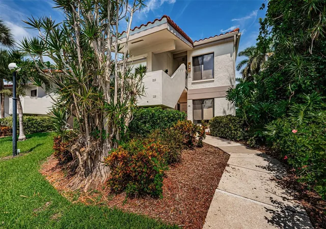 Photo 2 of Sale Pending at 6273 Bahia Del Mar Blvd #116, Saint Petersburg, FL 33715 | MLS# TB8512586 | Listing updated on 2026-09-14