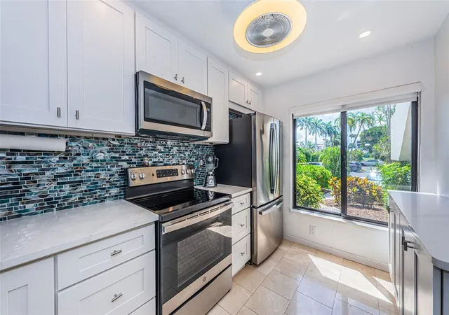 Photo 4 of Sale Pending at 6273 Bahia Del Mar Blvd #116, Saint Petersburg, FL 33715 | MLS# TB8512586 | Listing updated on 2026-09-14