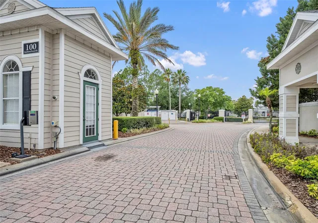 Listing Photo 2 - Condo for sale in building located at 200 Southern Pecan Cir, Winter Garden, FL 34787 - Unit #206
