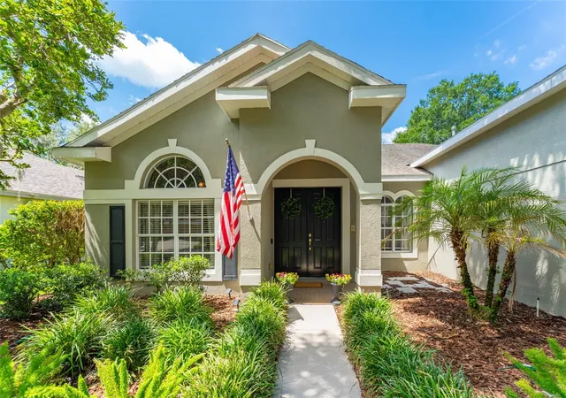 Photo 2 of Single family home for sale at 15211 Merlinglen Pl, Lithia, FL 33547 | MLS# TB8512610 | Listing updated on 2026-10-07