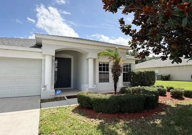 Photo 3 of Sale Pending at 2956 Santa Maria Ave, Clermont, FL 34715 | MLS# O6411192 | Listing updated on 2026-09-03