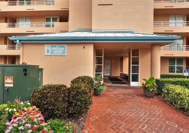 Photo 3 of Condo for sale at 4570 Pinebrook Cir #404, Bradenton, FL 34209 | MLS# A4694952 | Listing updated on 2026-06-26