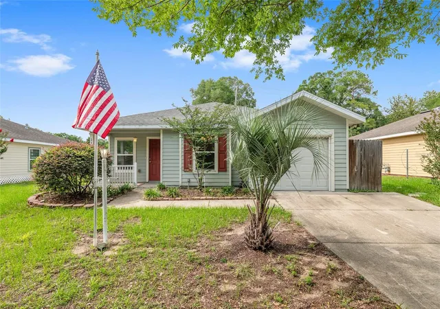 Photo 1 of Single family home for sale at 2776 Se 21st Road, Gainesville, FL 32641 | MLS# GC540679 | Listing updated on 2026-08-07