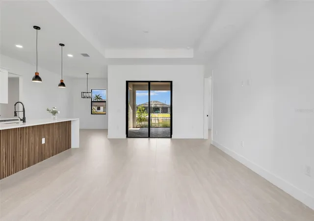 5th image of 1505 Nw 17Th St, Cape Coral, FL 33993 | MLS# A4694955
