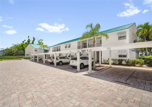 Photo 3 of Condo for sale at 5673 Midnight Pass Rd #201, Sarasota, FL 34242 | MLS# A4694956 | Listing updated on 2026-10-20