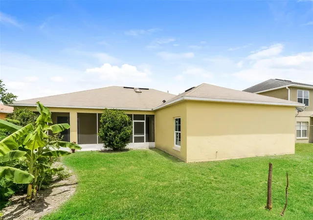 15th image of 539 Brentford Ct, Kissimmee, FL 34758 | MLS# TB8512665