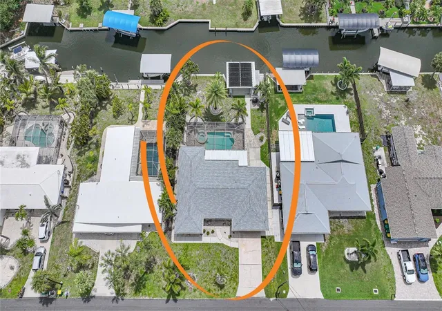 1st image of 1433 Lemon Bay Dr, Englewood, FL 34223 | MLS# D6147608