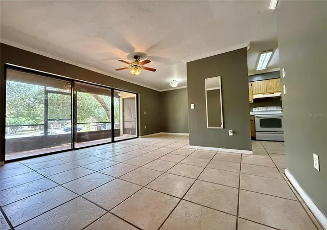3rd image of 2735 Sw 35Th Pl #601, Gainesville, FL 32608 | MLS# GC540680