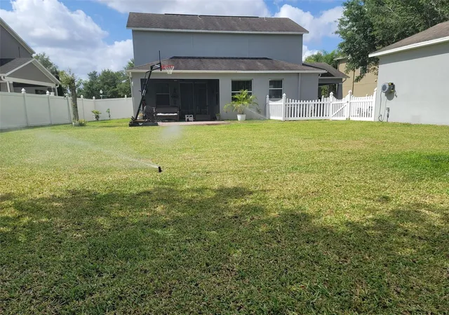 Homes for sale in Winter Garden, FL | 6110 Meriwether Crescent, Winter Garden, FL 34787 | MLS# O6411208