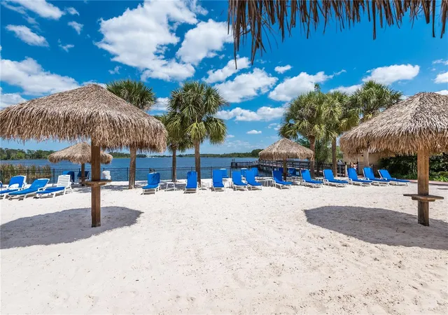 Listing Photo 2 - Condo for sale in building located at 102 Rum Run, DAVENPORT, FL 33897 - Unit #37-102