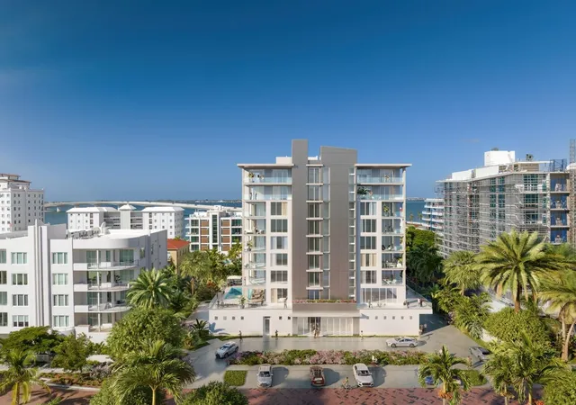 2nd image of 621 Golden Gate Pt, Sarasota, FL 34236 | MLS# A4694968