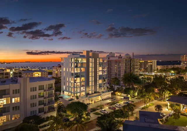 4th image of 621 Golden Gate Pt, Sarasota, FL 34236 | MLS# A4694968
