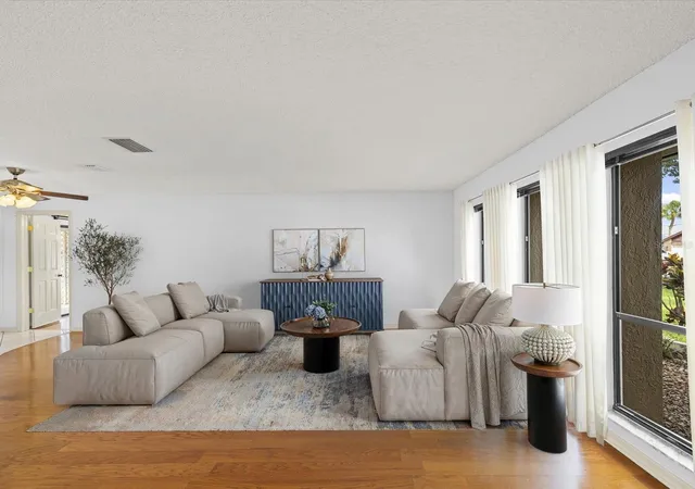 4th image of 10843 Harborside Dr, Largo, FL 33773 | MLS# TB8512710