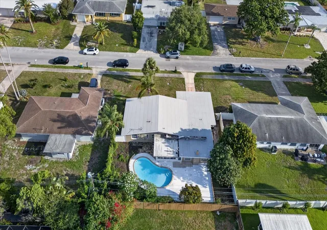 Homes for sale in Belleair Bluffs, FL | 2239 Duncan Dr, Belleair Bluffs, FL 33770 | MLS# TB8512719