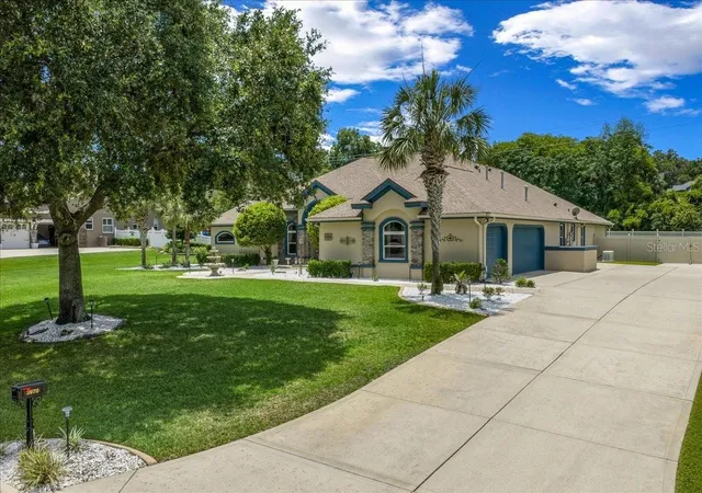 Photo 2 of Single family home for sale at 3970 SE 39th Circle, Ocala, FL 34480 | MLS# OM725467 | Listing updated on 2026-09-20