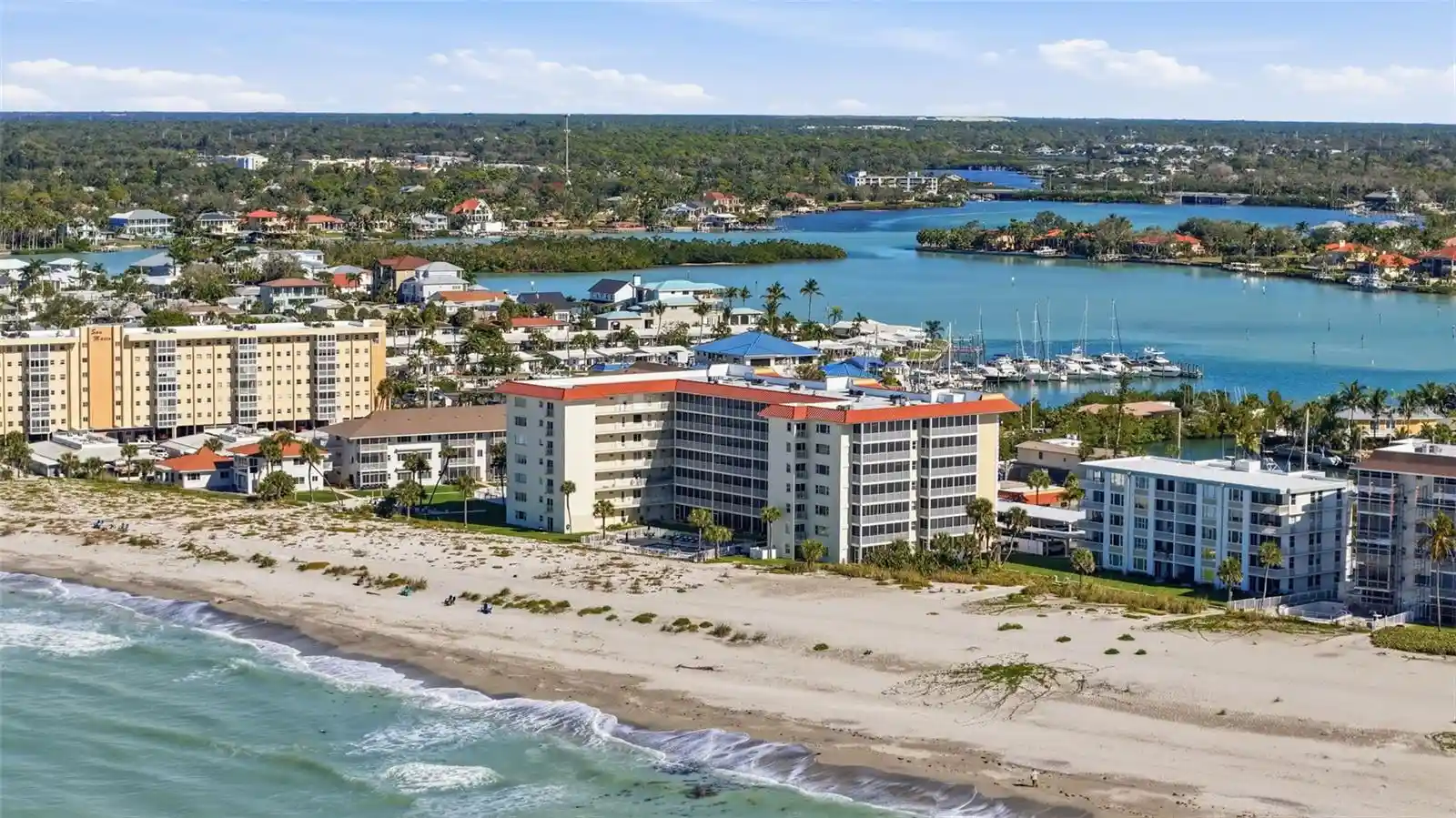 Listing Photo 1 - Condo for sale in 1150 Tarpon Ctr Dr located at 1150 Tarpon Ctr Dr, Venice, FL 34285 - Unit #101, 1-A