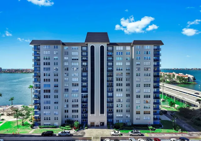 Photo 1 of Condo for sale at 5220 Brittany Dr S #1501, Saint Petersburg, FL 33715 | MLS# TB8512752 | Listing updated on 2026-09-17