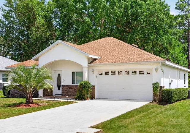 Photo 1 of Single family home for sale at 6032 Sw 103rd Loop, Ocala, FL 34476 | MLS# OM725477 | Listing updated on 2026-09-18