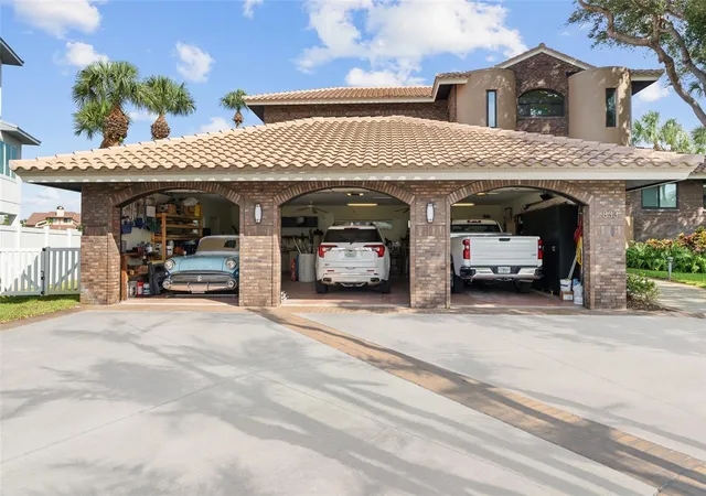 Homes for sale in Tierra Verde, FL | 833 Ponce De Leon Dr, Tierra Verde, FL 33715 | MLS# TB8512760