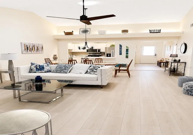 3rd image of 1211 Capri Isles Blvd #122, Venice, FL 34292 | MLS# N6144492
