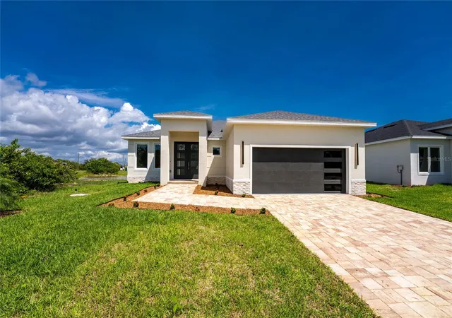 2nd image of 205 Redwood Rd, Rotonda West, FL 33947 | MLS# D6147614