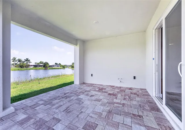 3rd image of 205 Redwood Rd, Rotonda West, FL 33947 | MLS# D6147614