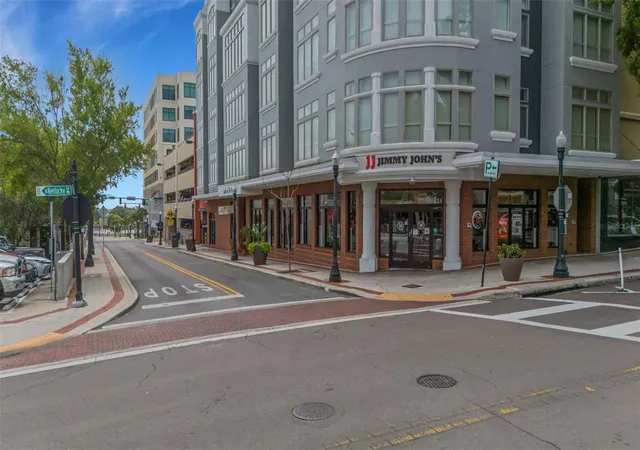 2nd image of 125 N Kentucky Ave, LAKELAND, FL 33801