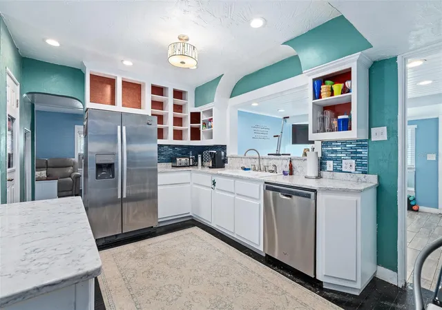 Photo 3 of Single family home for sale at 129 S Wild Olive Ave, Daytona Beach, FL 32118 | MLS# V4949321 | Listing updated on 2026-08-31