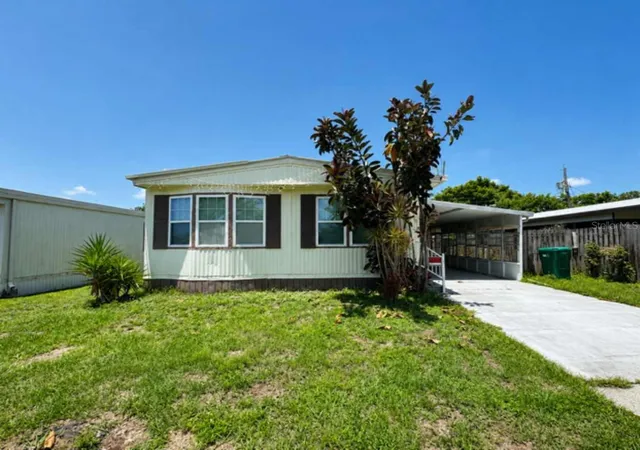 Homes for sale in Holiday, FL | 1925 Mary Ln, Holiday, FL 34690 | MLS# TB8512781