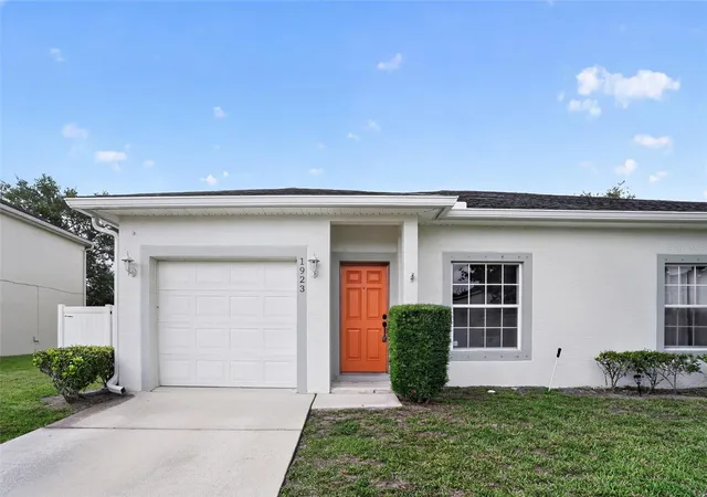 1st image of 1923 Yellowfin Dr, Port Orange, FL 32128 | MLS# TB8512782