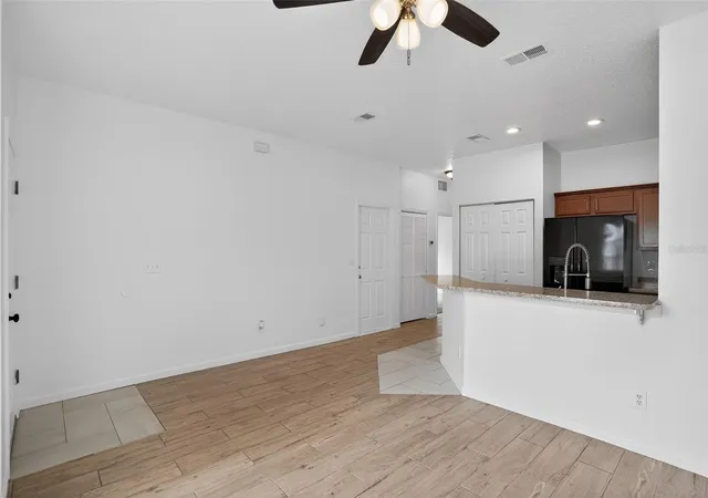 3rd image of 1923 Yellowfin Dr, Port Orange, FL 32128 | MLS# TB8512782