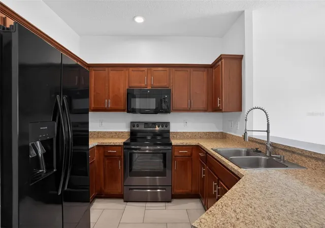 5th image of 1923 Yellowfin Dr, Port Orange, FL 32128 | MLS# TB8512782