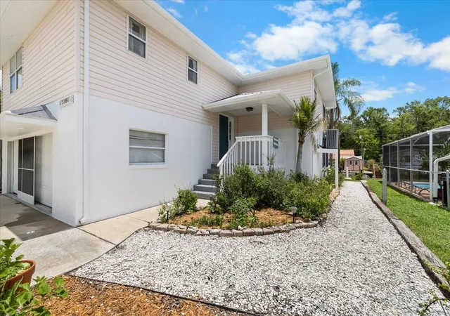 Photo 3 of Single family home for sale at 7264 Aberdeen Ct, Weeki Wachee, FL 34607 | MLS# TB8512787 | Listing updated on 2026-09-14