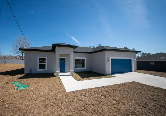 Photo 2 of Single family home for sale at 11 Spruce Ln, Ocala, FL 34472 | MLS# O6411319 | Listing updated on 2026-10-07