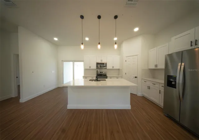 Photo 4 of Single family home for sale at 11 Spruce Ln, Ocala, FL 34472 | MLS# O6411319 | Listing updated on 2026-10-07
