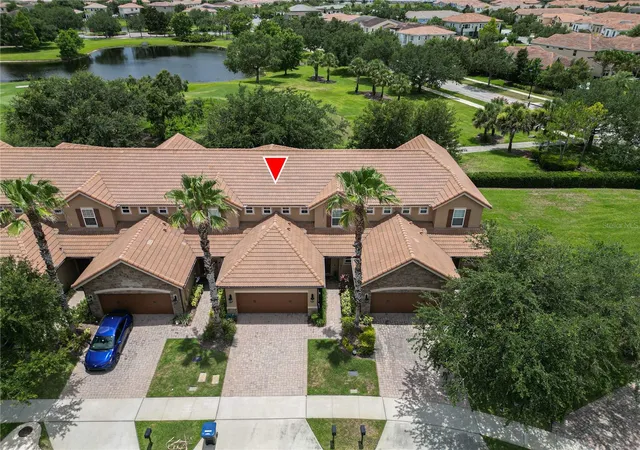 Photo 3 of Townhouse for sale at 10751 Belfry Cir, Orlando, FL 32832 | MLS# O6411324 | Listing updated on 2026-09-14