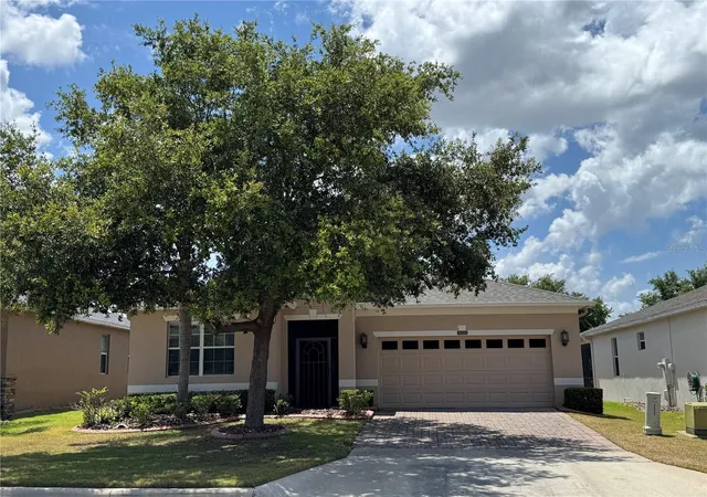 Photo 1 of Single family home for sale at 4056 Serena Ln, Clermont, FL 34711 | MLS# O6411326 | Listing updated on 2026-08-02
