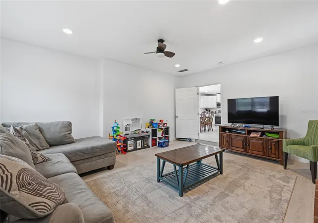 4th image of 1946 Strathaven Rd, Winter Park, FL 32792 | MLS# O6411329