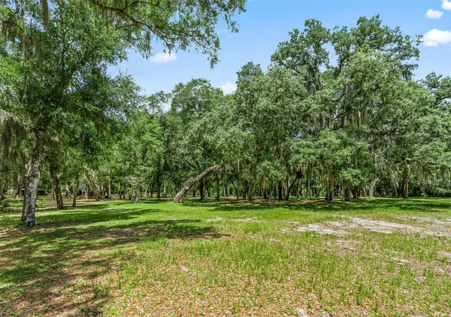 Homes for sale in Bushnell, FL | 4801 County Road 575, Bushnell, FL 33513 | MLS# G5112928