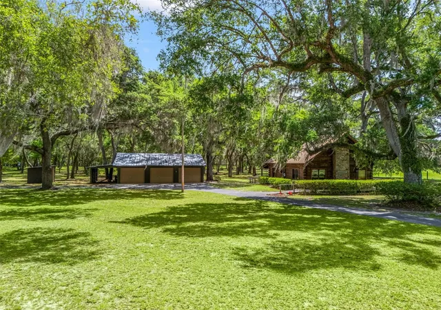 Homes for sale in Bushnell, FL | 4801 County Road 575, Bushnell, FL 33513 | MLS# G5112928