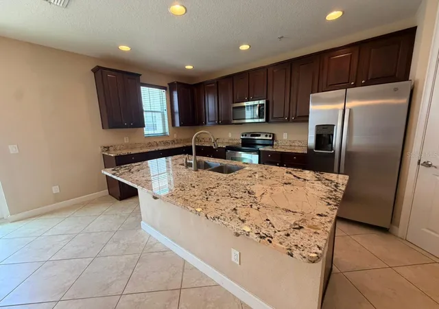 3rd image of 1162 Bolton Pl, Lake Mary, FL 32746 | MLS# O6411355