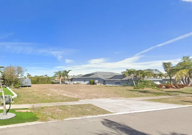 4th image of 6508 Blackfin Wy, Apollo Beach, FL 33572 | MLS# O6411373