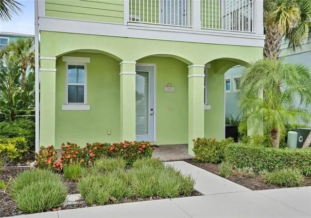 Photo 4 of Single family home for sale at 2960 Salted Rim Rd, Kissimmee, FL 34747 | MLS# A4695024 | Listing updated on 2026-07-27