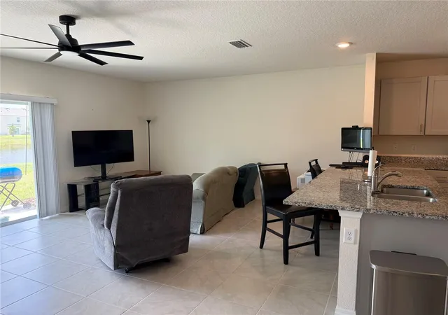 Photo 4 of Townhouse for sale at 2730 Silver Canoe Dr, Edgewater, FL 32141 | MLS# V4949324 | Listing updated on 2026-07-23