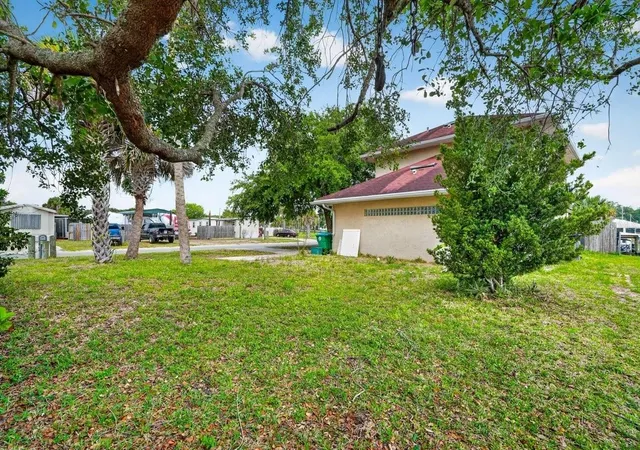 Homes for sale in Oak Hill, FL | 124 Randle Ave, Oak Hill, FL 32759 | MLS# V4949325