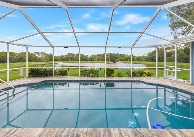 Photo 1 of Single family home for sale at 731 Oberlin Dr, Clearwater, FL 33765 | MLS# TB8512862 | Listing updated on 2026-10-08